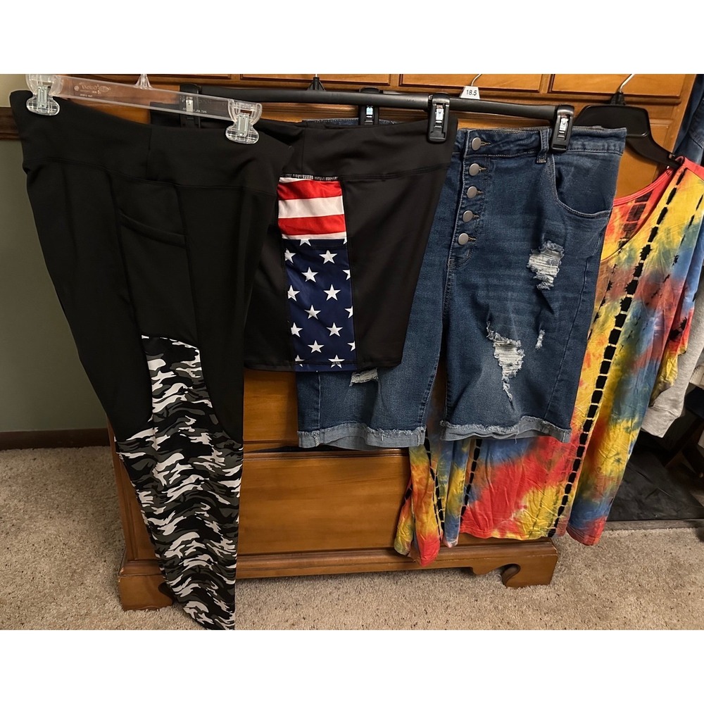 Bundle 2X SHEIN~2 Tops, 2 shorts, skirt, jeans & more! Mostly BrandNew!! (2H) - Picture 3 of 3